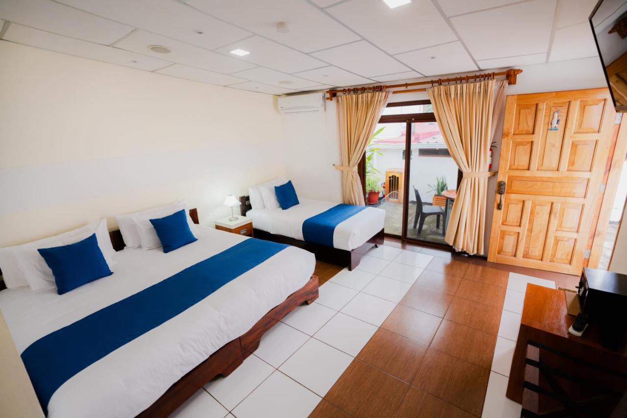 Hotel Palace Galapagos Puerto Ayora  Bagian luar foto