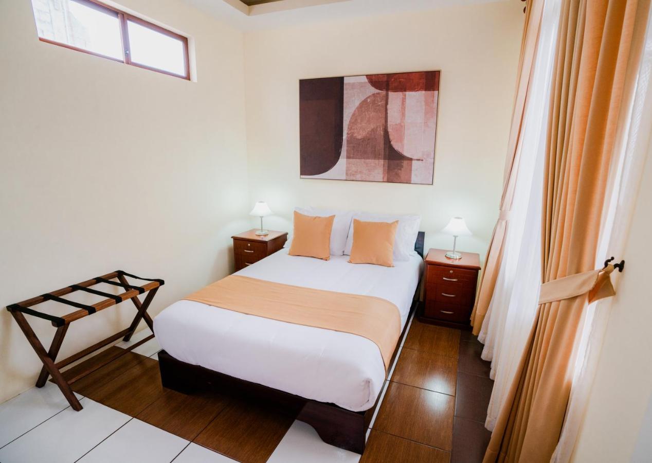 Hotel Palace Galapagos Puerto Ayora  Bagian luar foto