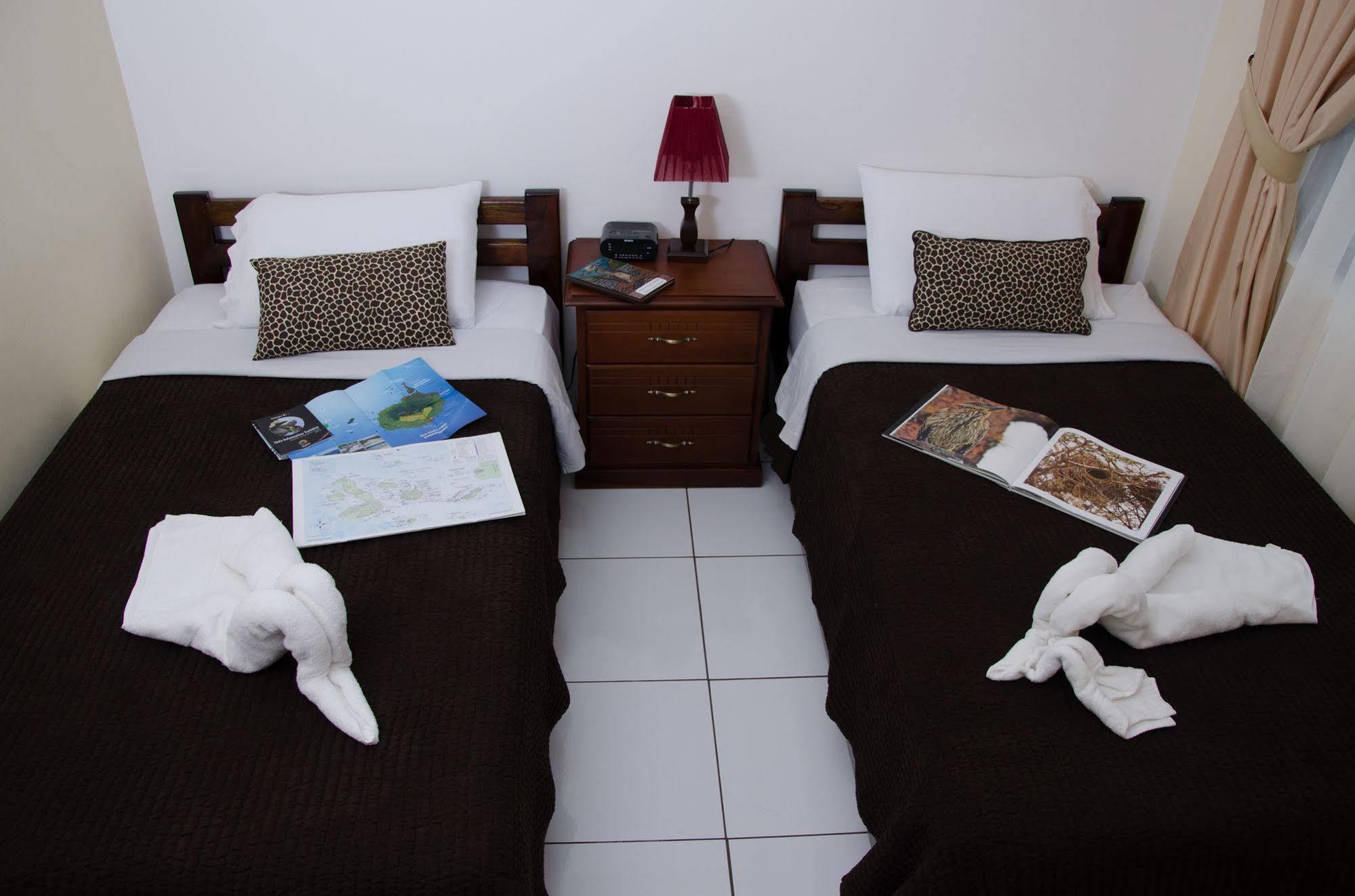 Hotel Palace Galapagos Puerto Ayora  Bagian luar foto